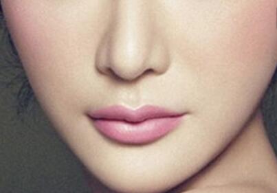 隆鼻假體在鼻部?jī)?nèi)的使用年限