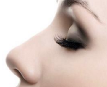 假體隆鼻的風(fēng)險(xiǎn)有哪些