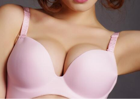 假體隆胸前需要了解的事項(xiàng)