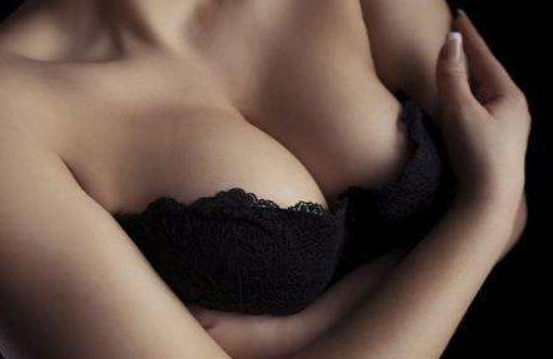 假體隆胸怎么選擇假體大小