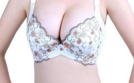 做自體脂肪豐胸后為什么不能按摩胸部
