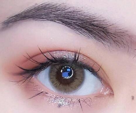 開眼角的危害體現(xiàn)在哪