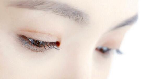 做雙眼皮手術(shù)會不會影響視力